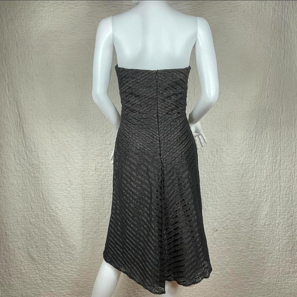 Carmen Marc Valvo Strapless Striped Lace Black Nude Midi Length Formal Dress - Picture 2 of 10